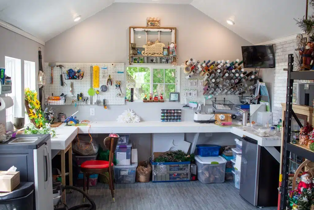 craft shed with a work bench in minnesota